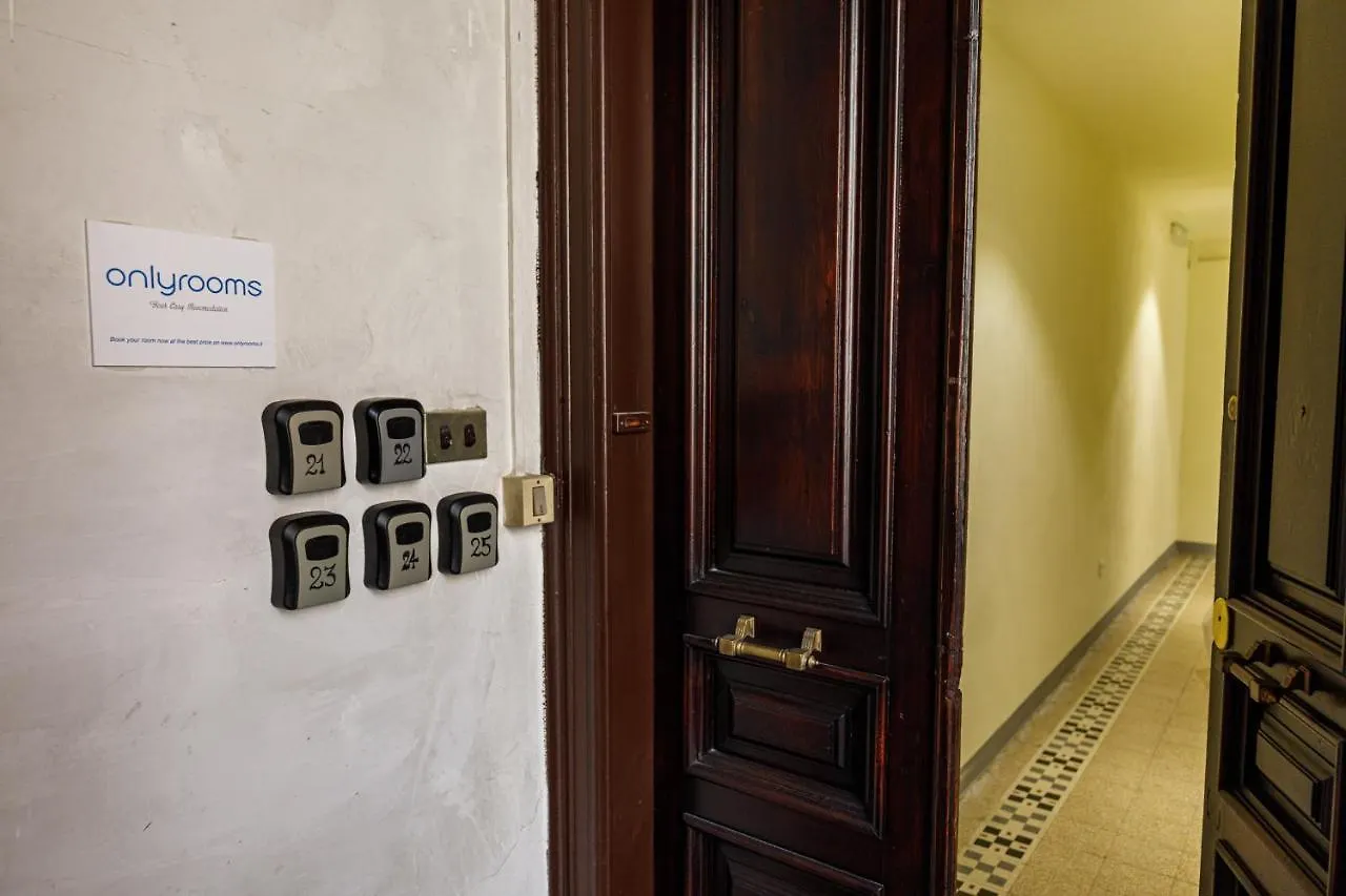 Onlyrooms IV - Sea View & Free Parking Cagliari 0*,