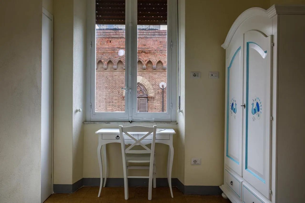 Onlyrooms IV - Sea View & Free Parking Cagliari Guest house