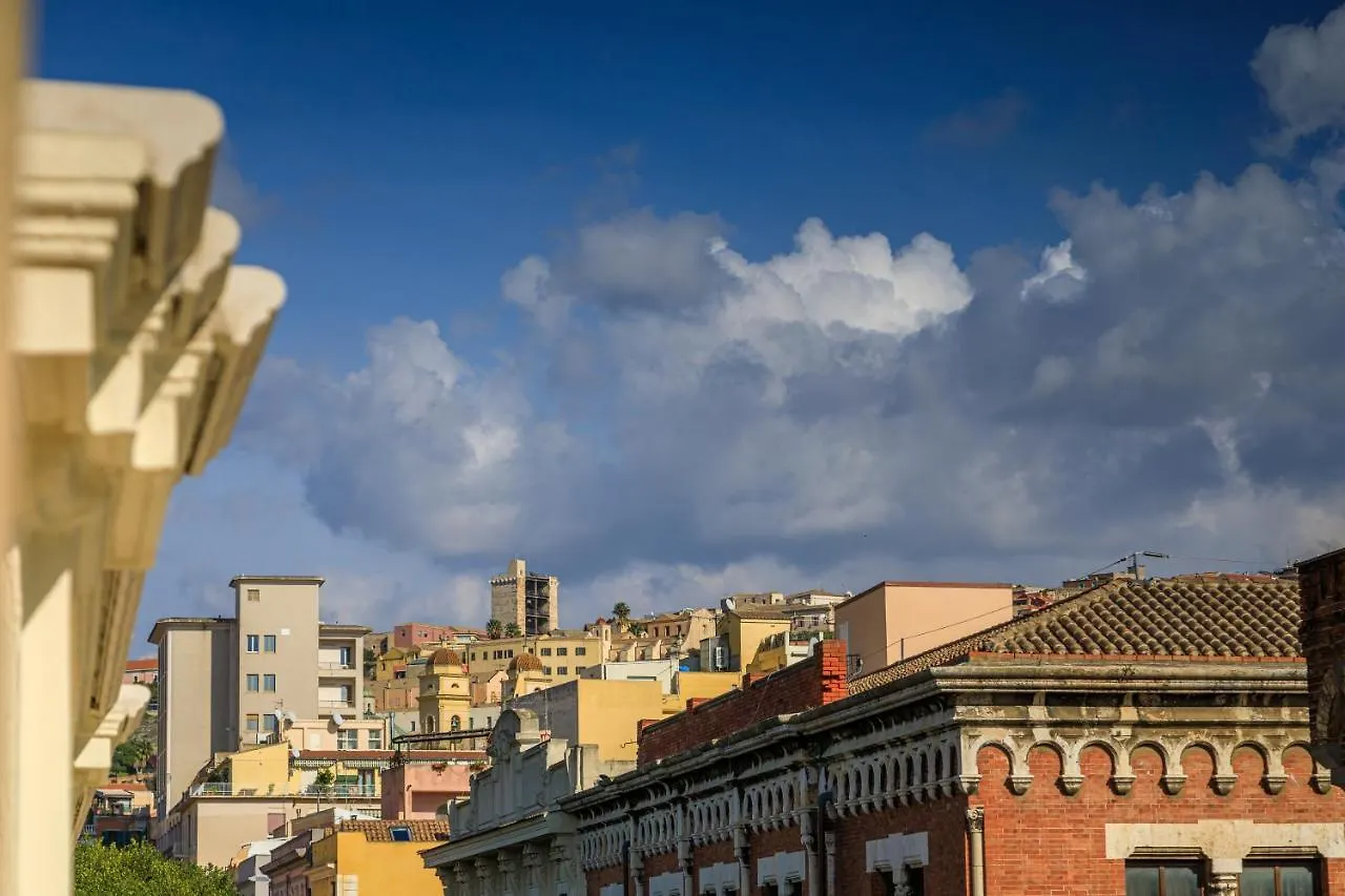 Onlyrooms IV - Sea View & Free Parking Cagliari